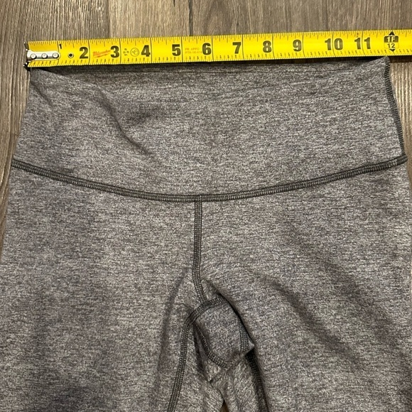 Lululemon Wunder Under Crop Leggings Heathered Slate Gray Mid Rise Size 4 Yoga - Picture 8 of 10